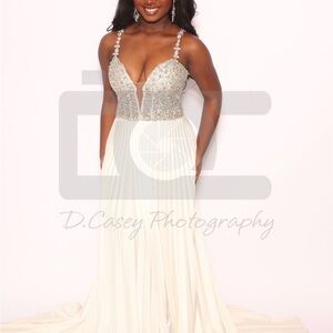 Elegant White Rhinestone Evening Gown
